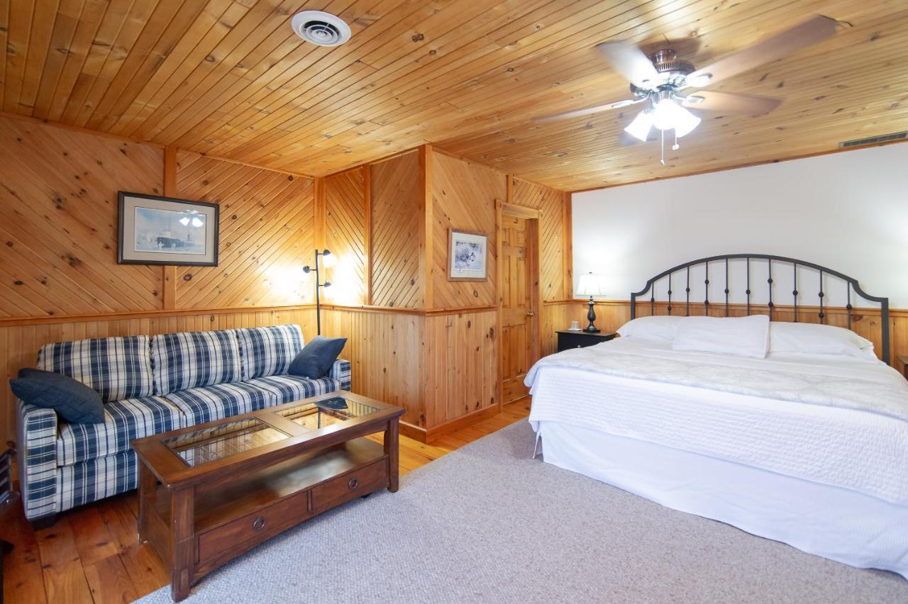 Bye The Bay Bed And Breakfast Ridgetown Exterior foto
